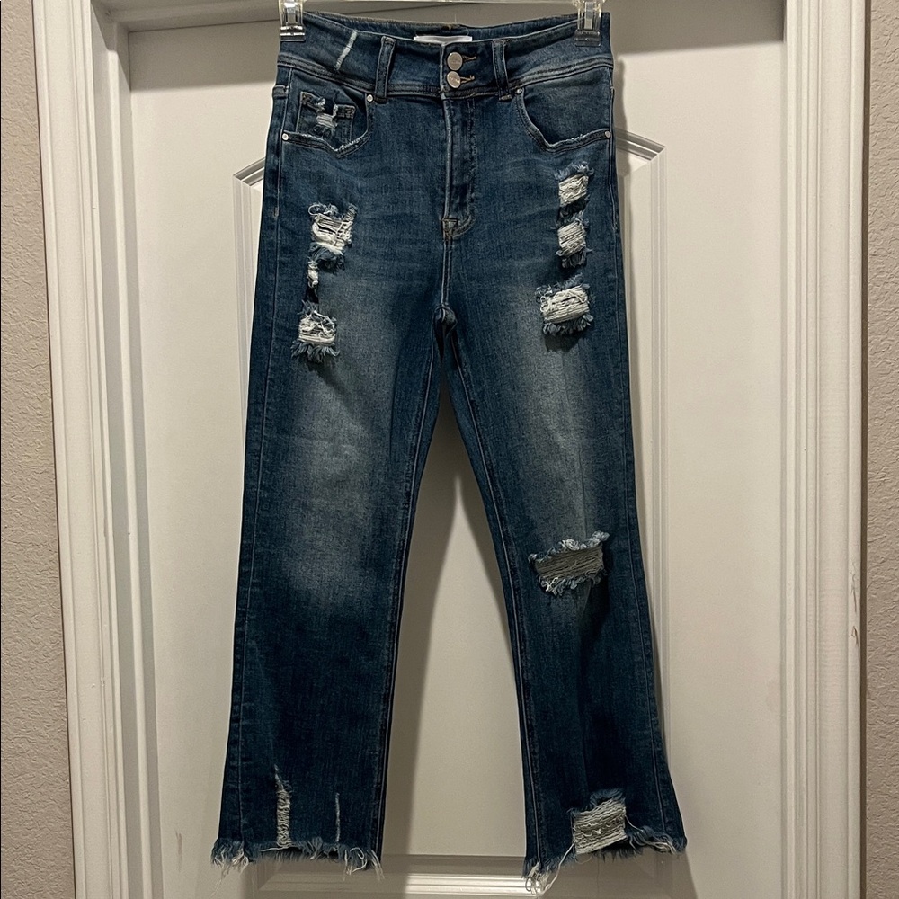 Risen Distressed Cropped Jeans with raw distressed hem